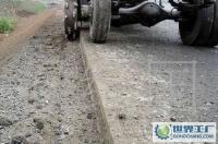 路面機械新選擇 路沿石與自來水開溝機高效作業解析